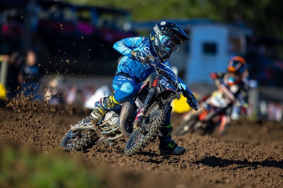 Label Series 8 - Sky Blue – rider action view