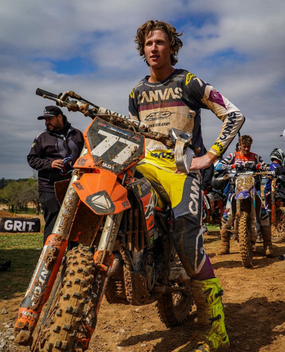 Label Series 9 Custom Motocross Gear - Laker – rider action view